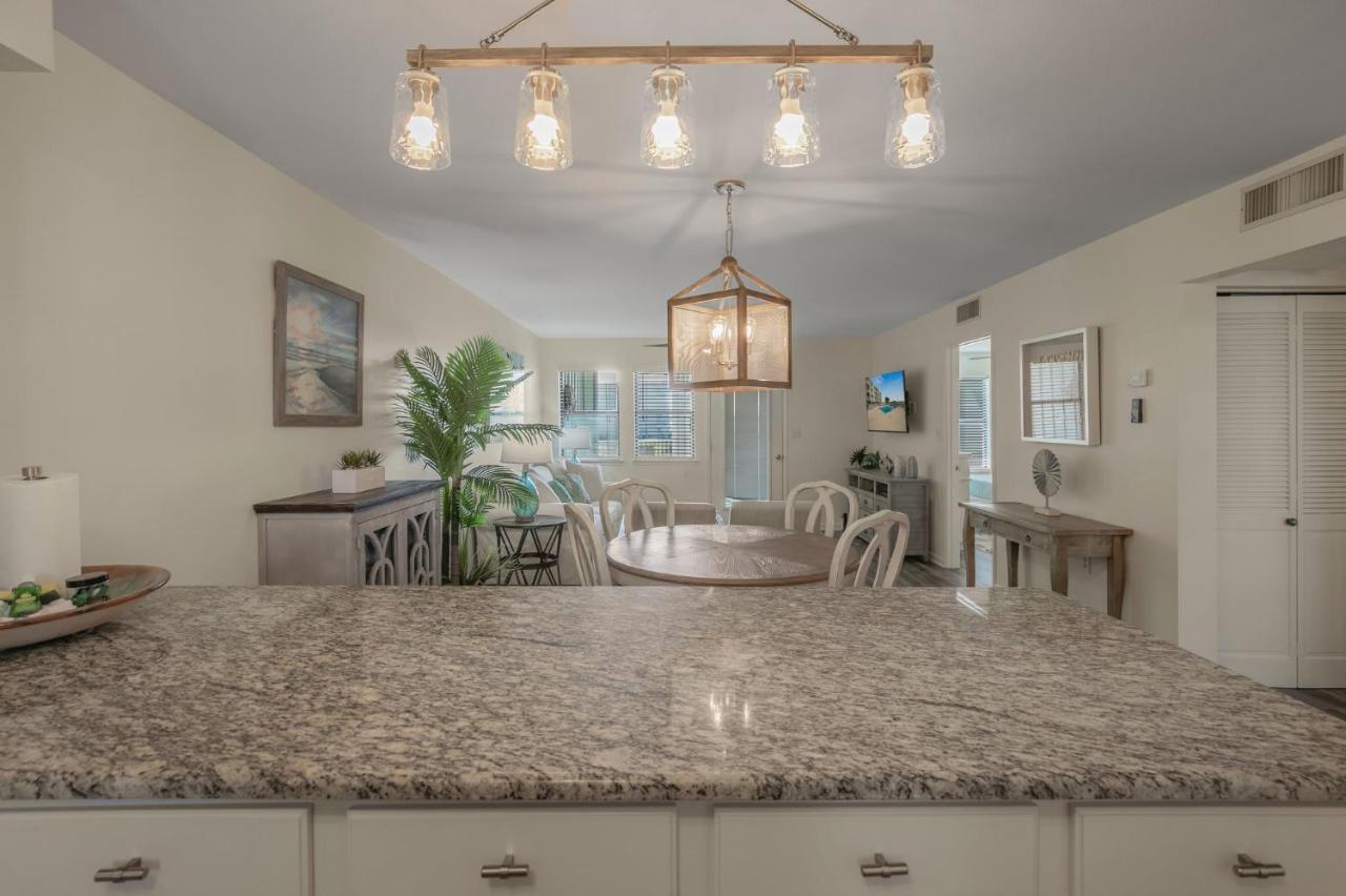 Jubilee Landing 110 By Vacation Homes Collection Orange Beach Exterior photo